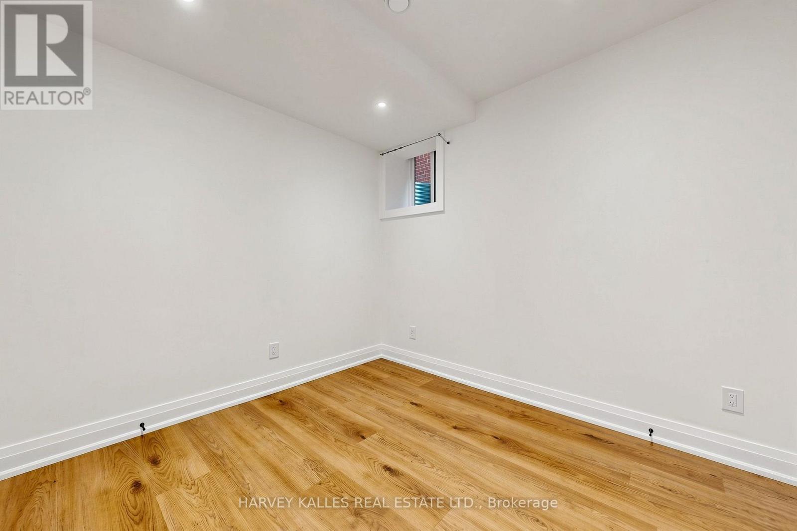 Lower - 7 Tullis Drive, Toronto, Ontario  M4S 2E2 - Photo 25 - C13885968