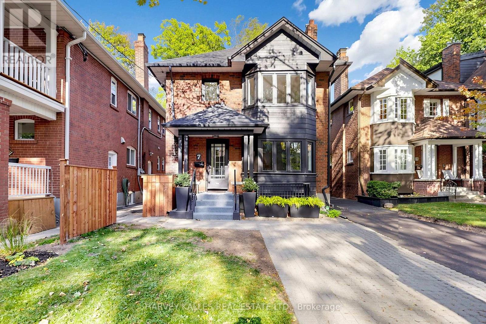 Lower - 7 Tullis Drive, Toronto, Ontario  M4S 2E2 - Photo 4 - C13885968
