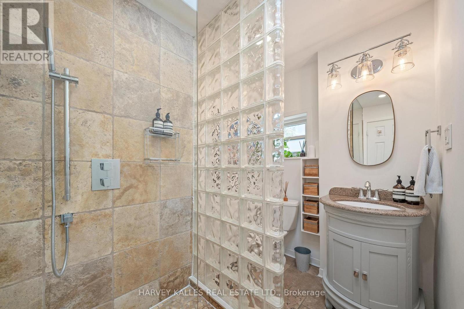 495 Roxton Road, Toronto, Ontario M6G 3R5 - Photo 22 - C13886498