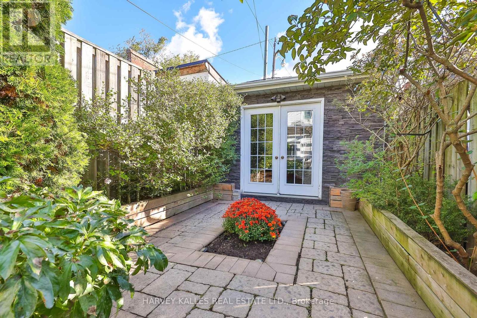 495 Roxton Road, Toronto, Ontario M6G 3R5 - Photo 29 - C13886498
