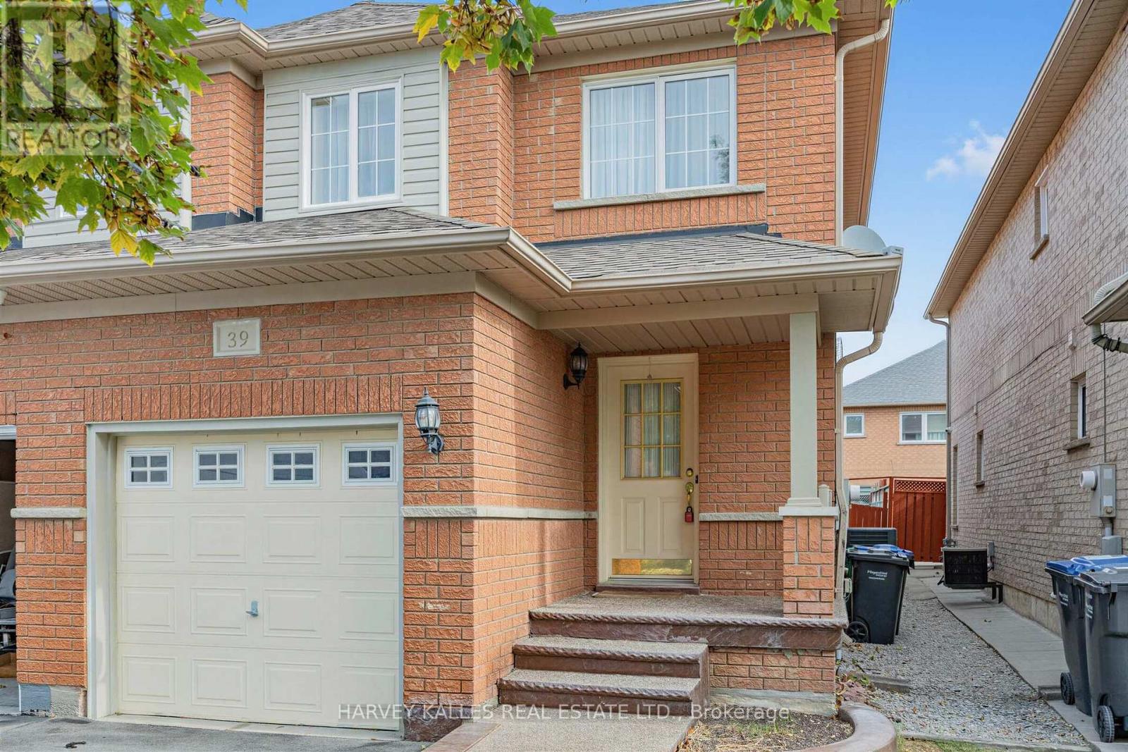 39 RIDGEFIELD COURT, Ontario