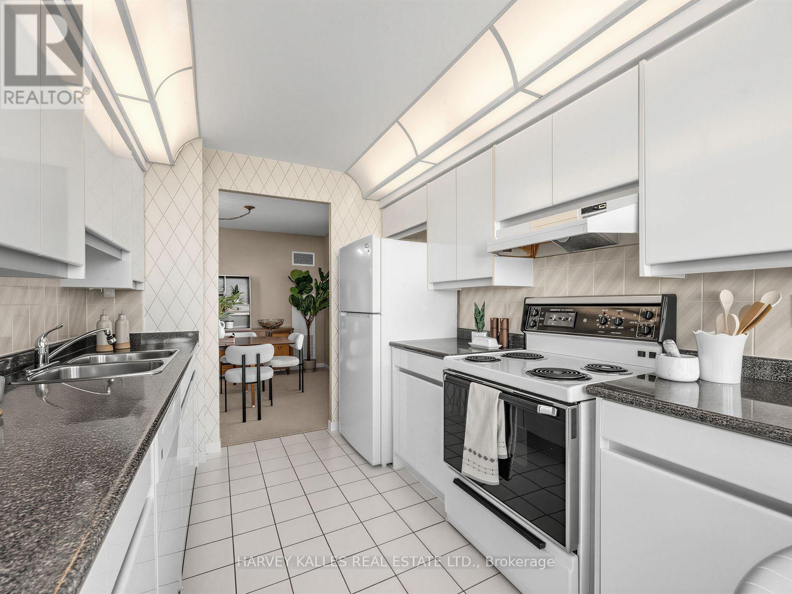 707 - 120 Promenade Circle, Vaughan, Ontario L4J 7W9 - Photo 17 - N14010464