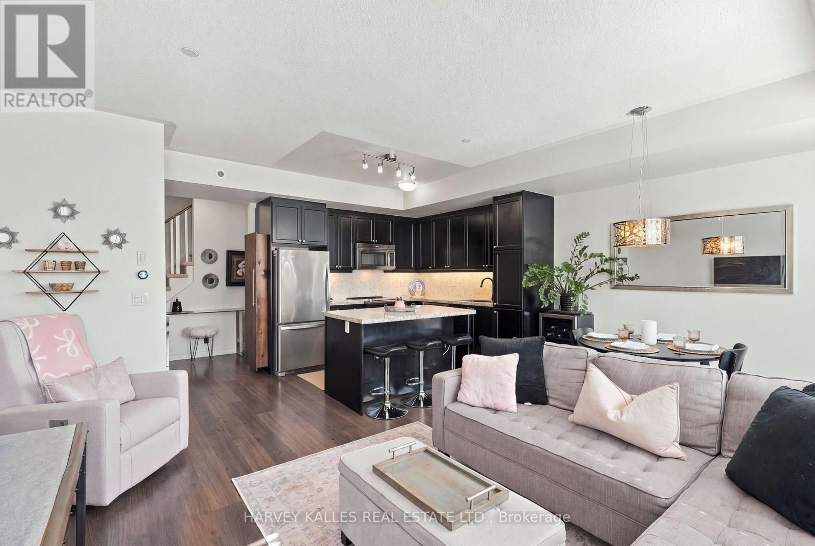 22 - 145 Long Branch Avenue, Toronto, Ontario M8W 0A9 - Photo 2 - W14009938
