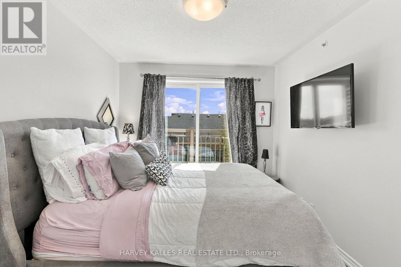 22 - 145 Long Branch Avenue, Toronto, Ontario M8W 0A9 - Photo 25 - W14009938