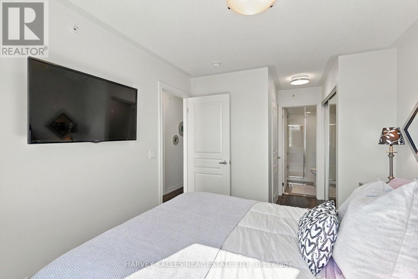 22 - 145 Long Branch Avenue, Toronto, Ontario M8W 0A9 - Photo 27 - W14009938