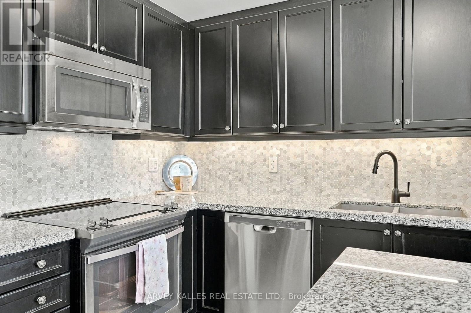 22 - 145 Long Branch Avenue, Toronto, Ontario M8W 0A9 - Photo 7 - W14009938