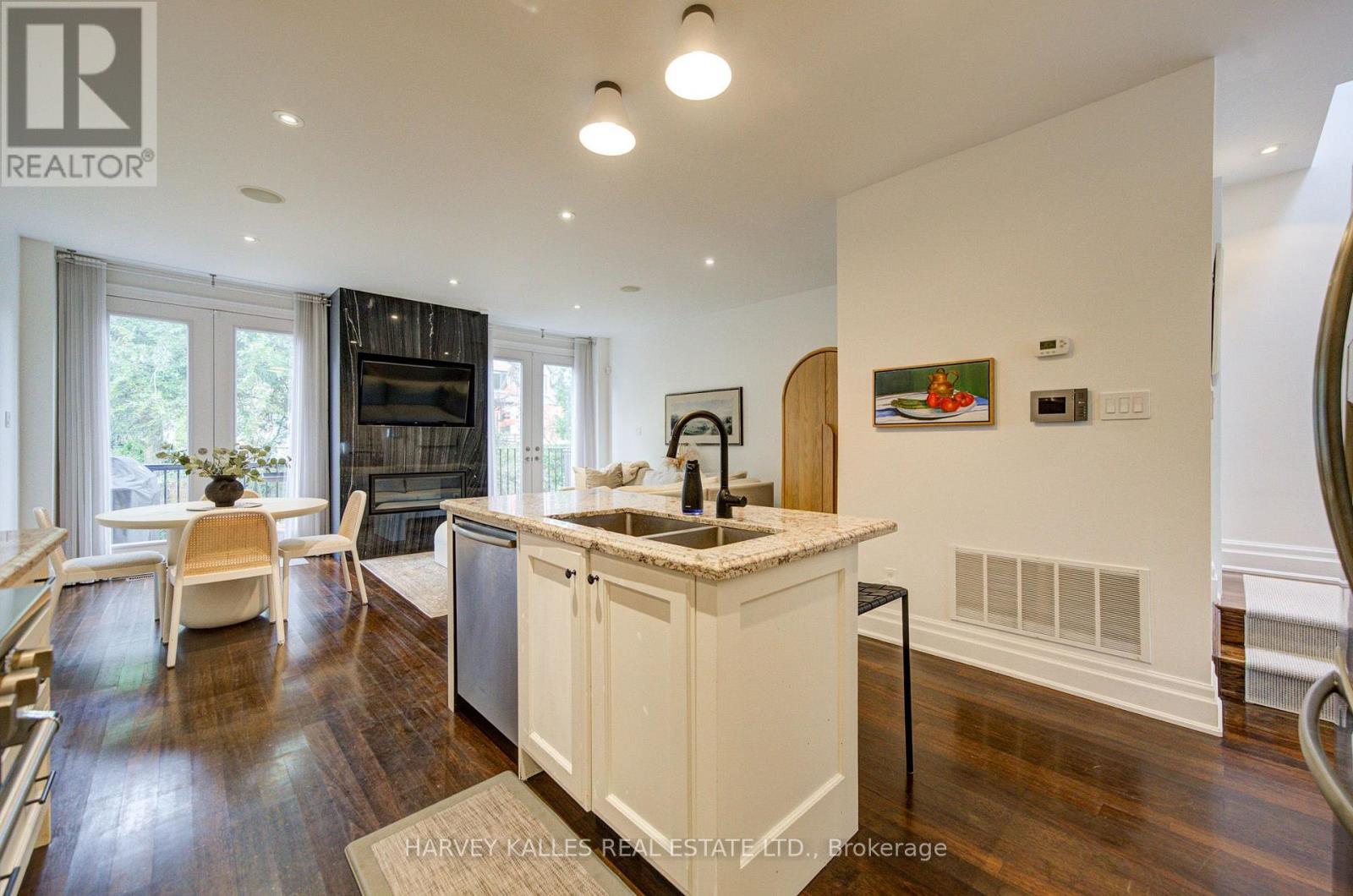 328 Douglas Avenue, Toronto, Ontario M5M 1H1 - Photo 14 - C14020896