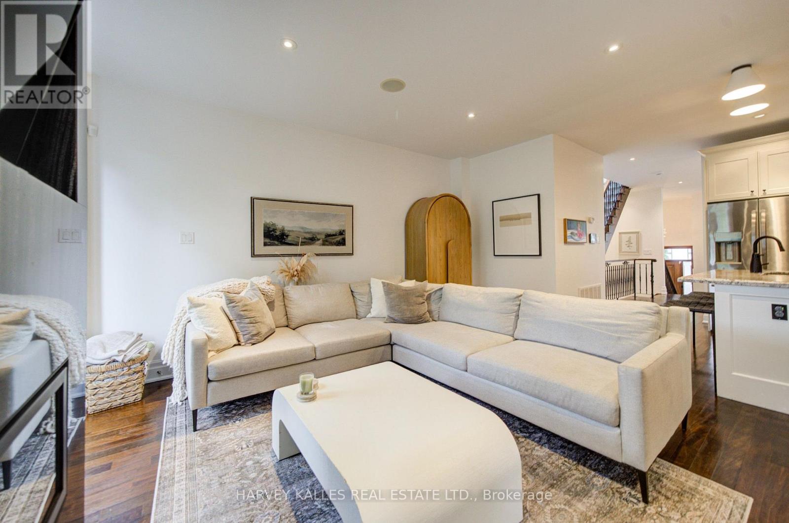 328 Douglas Avenue, Toronto, Ontario M5M 1H1 - Photo 18 - C14020896