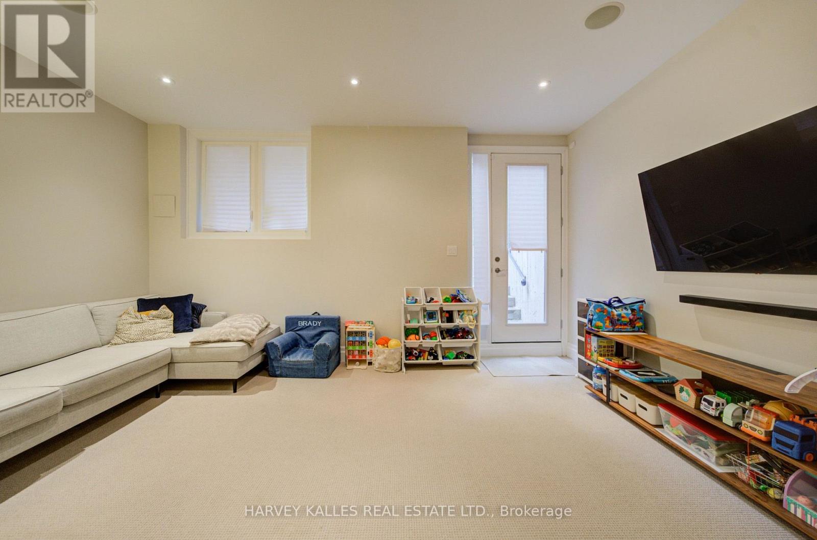 328 Douglas Avenue, Toronto, Ontario M5M 1H1 - Photo 38 - C14020896