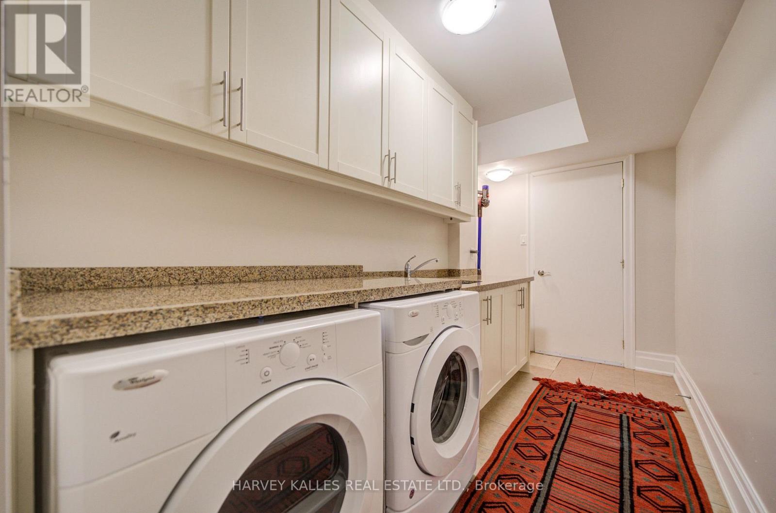 328 Douglas Avenue, Toronto, Ontario M5M 1H1 - Photo 41 - C14020896
