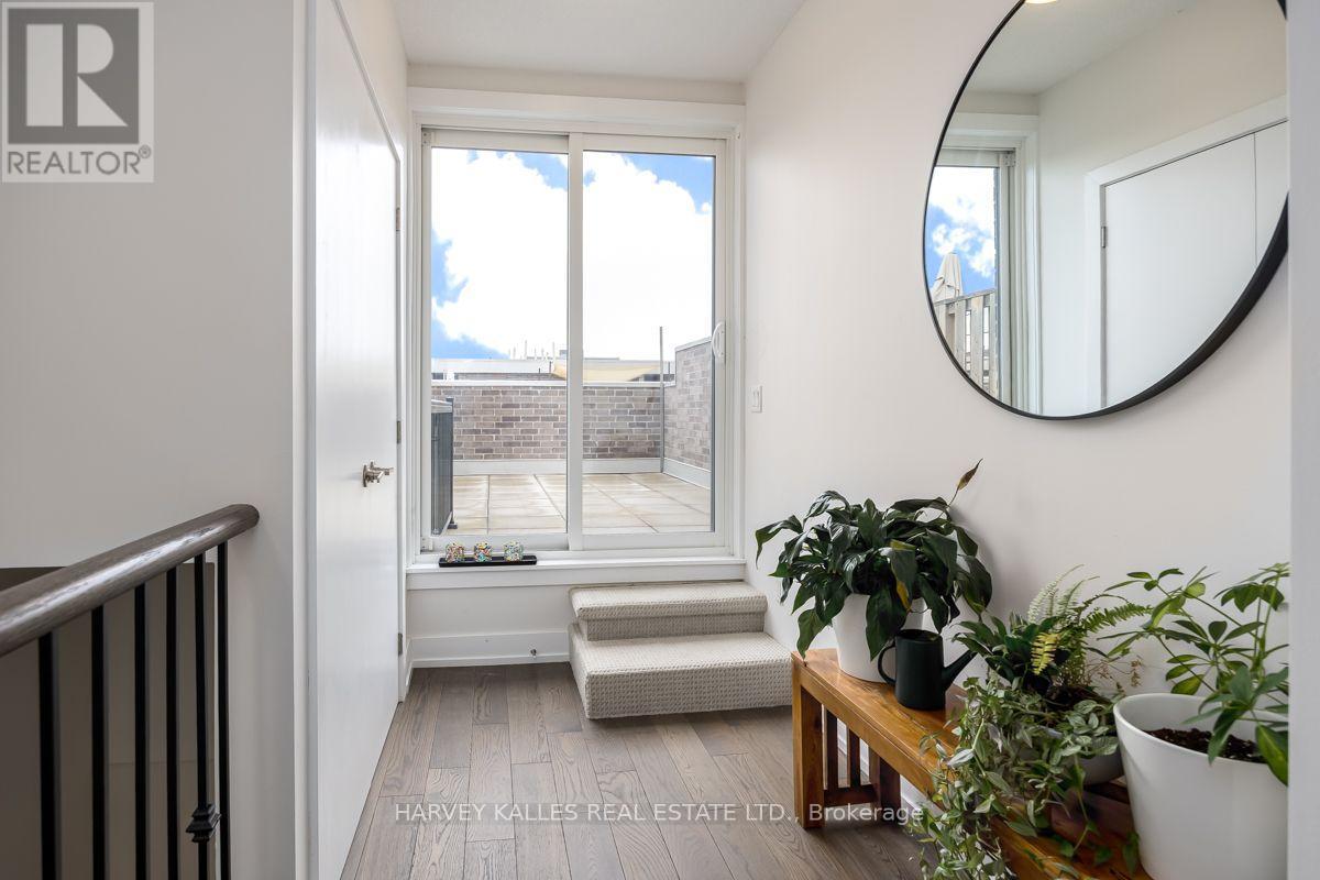 61 - 1 Elsie Lane, Toronto, Ontario M6P 0B8 - Photo 30 - W14028572