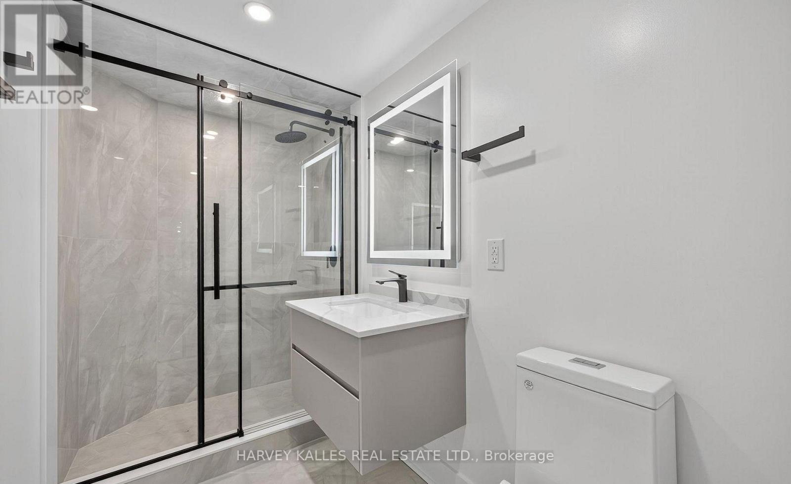 Lower Level - 249 Lauder Avenue, Toronto, Ontario M6E 3H5 - Photo 6 - C14028766