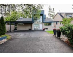 90 BERKINSHAW CRESCENT, Toronto, Ontario