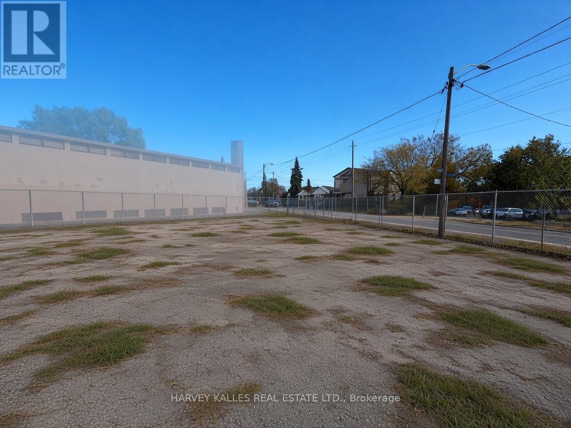 463 Vaughan Road, Toronto, Ontario M6C 2P4 - Photo 4 - C14032640