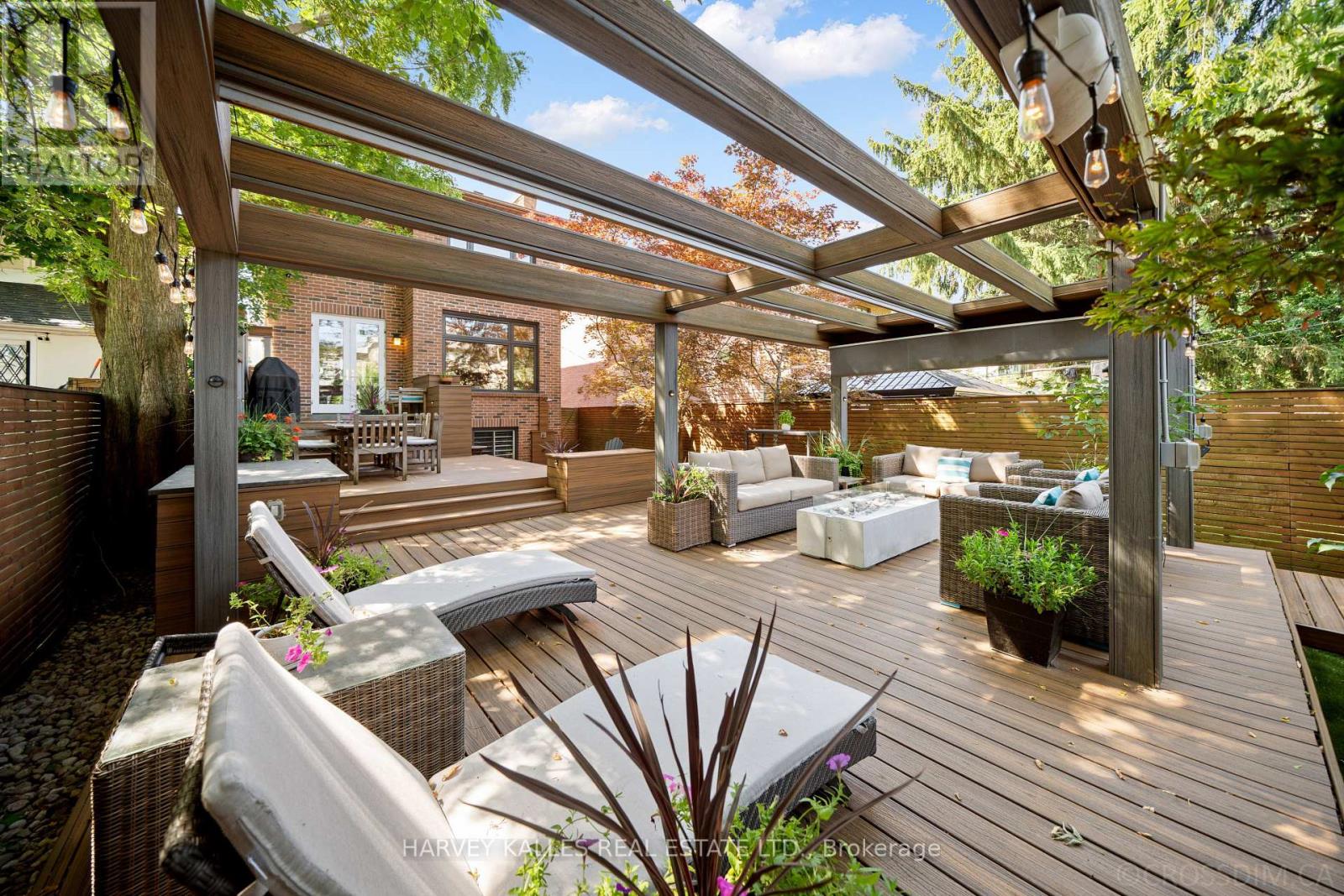434 BEDFORD PARK AVENUE, Toronto, Ontario