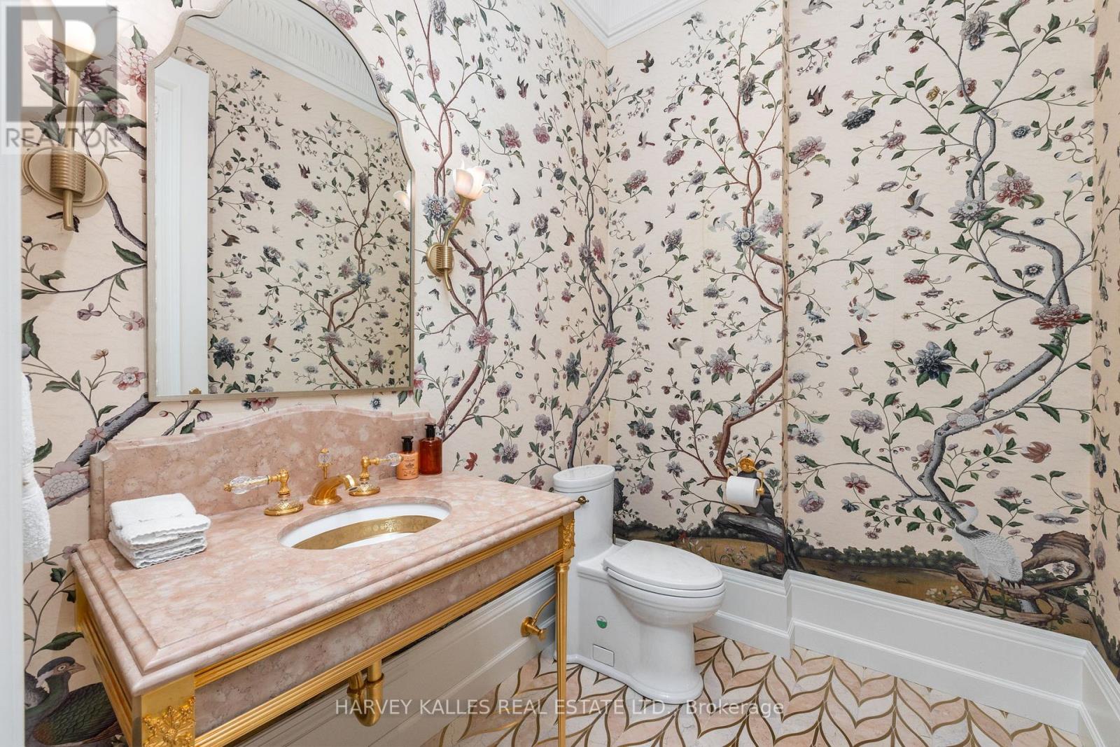 221 Forest Hill Road, Toronto, Ontario M5P 2N3 - Photo 22 - C14033514