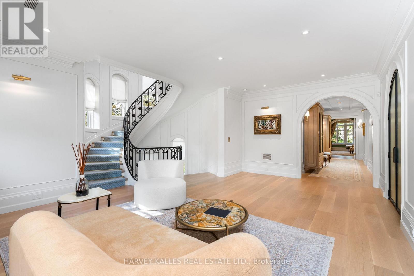 221 Forest Hill Road, Toronto, Ontario M5P 2N3 - Photo 23 - C14033514