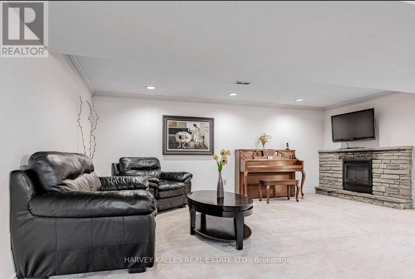 5 Parmbelle Crescent, Toronto, Ontario  M3A 3G5 - Photo 20 - C14033814