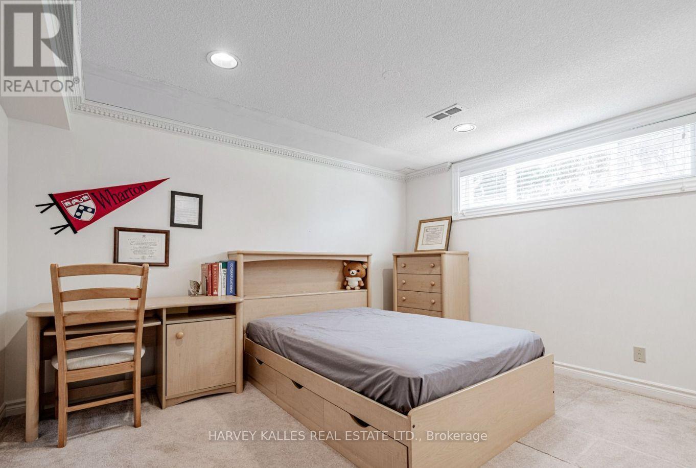 5 Parmbelle Crescent, Toronto, Ontario  M3A 3G5 - Photo 23 - C14033814