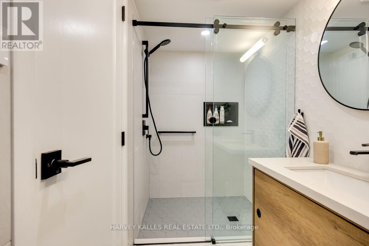 110 Chatsworth Drive, Toronto, Ontario  M4R 1R9 - Photo 41 - C14082822