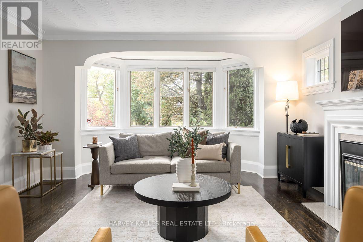 110 Chatsworth Drive, Toronto, Ontario  M4R 1R9 - Photo 7 - C14082822