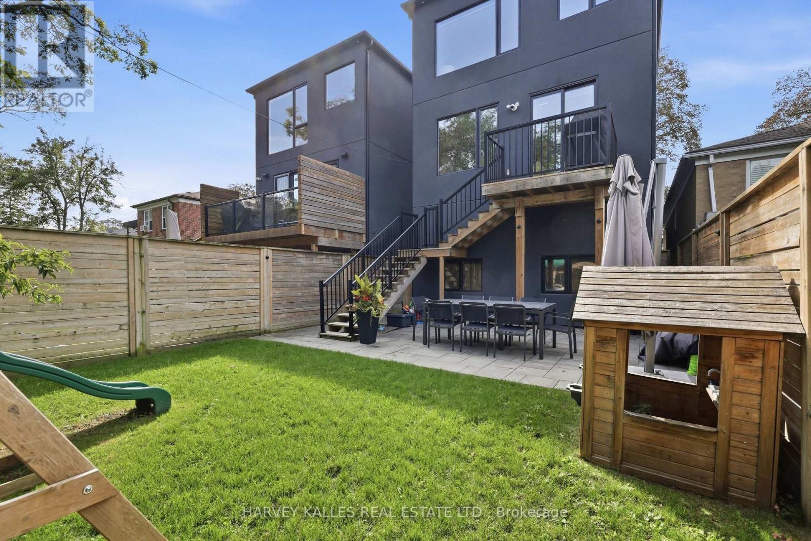57 Roseneath Gardens, Toronto, Ontario M6C 3X5 - Photo 36 - C14094266