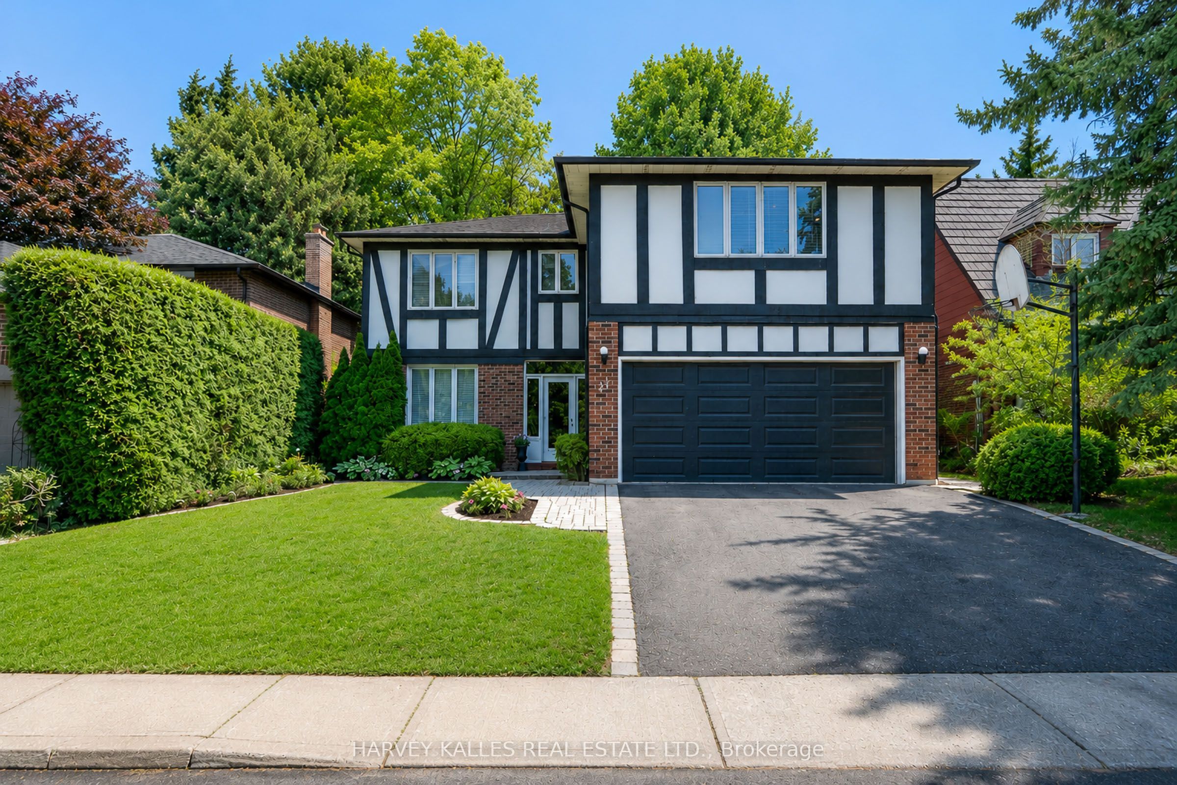23 Pinnacle Road , Ontario
