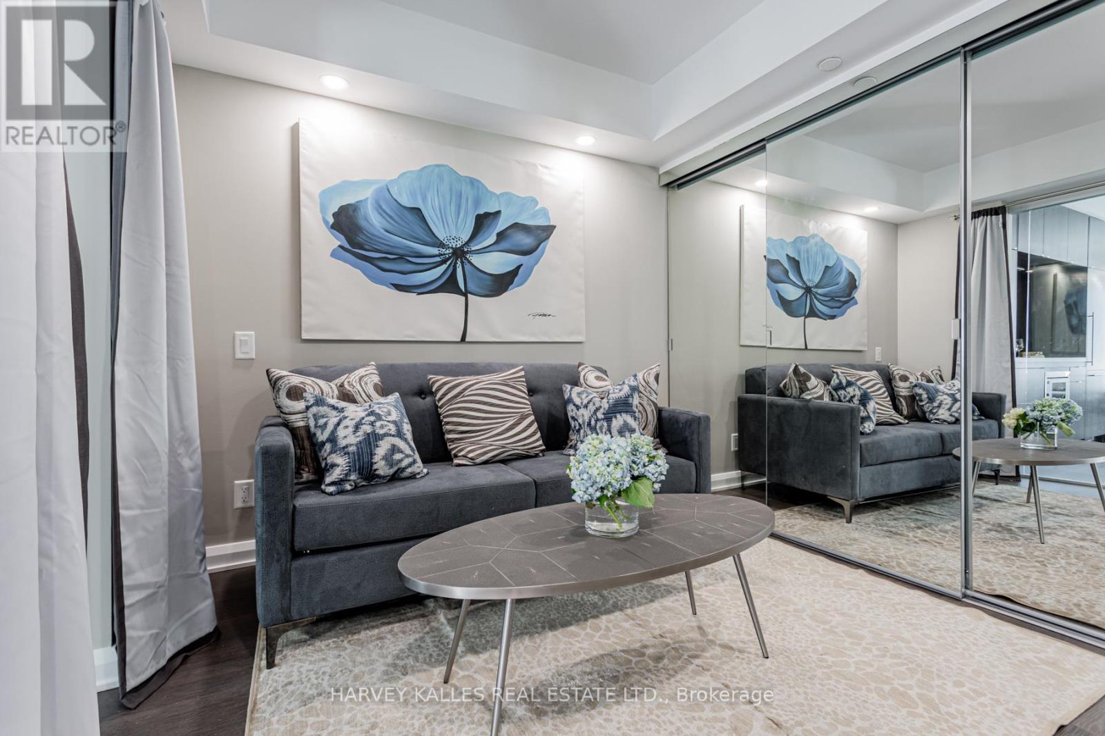 2308 - 155 Yorkville Avenue, Toronto, Ontario  M5R 1C - Photo 5 - C12290228