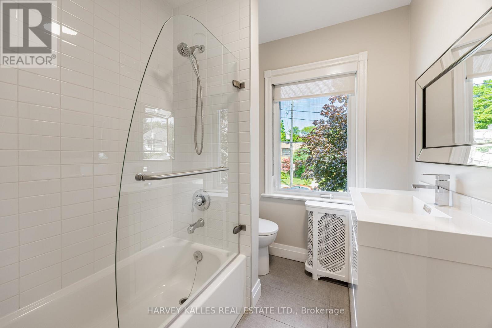 1836 Bathurst Street, Toronto, Ontario M5P 3K7 - Photo 16 - RP8310992811