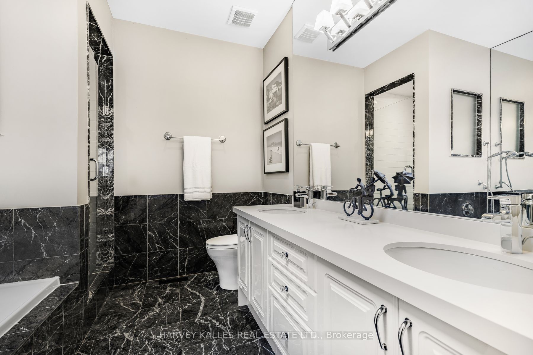 68 Gilgorm Road, Toronto, Ontario   - Photo 18 - C12044440